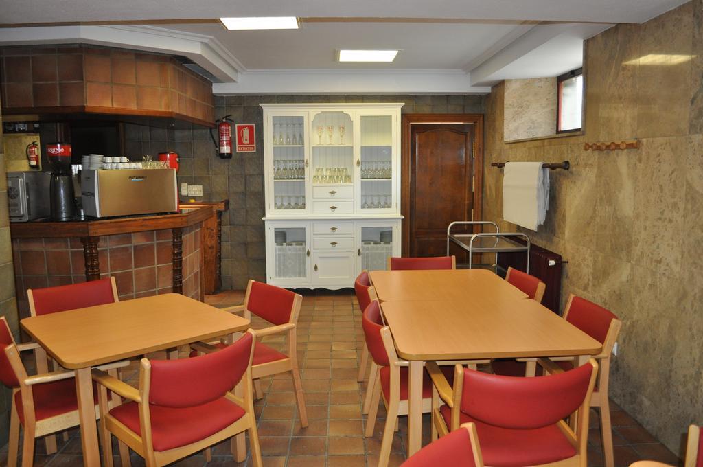 Hostal La Tablada Navaleno Exteriör bild