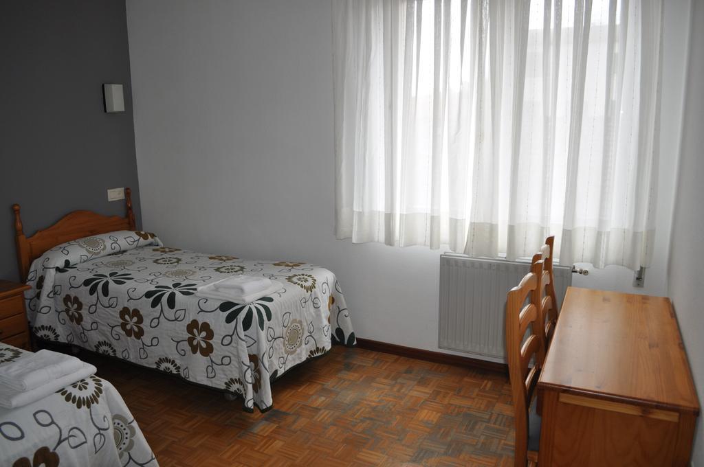 Hostal La Tablada Navaleno Rum bild