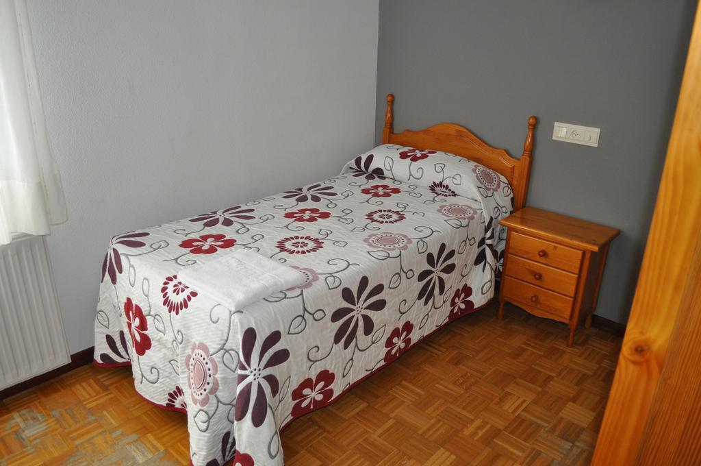 Hostal La Tablada Navaleno Rum bild